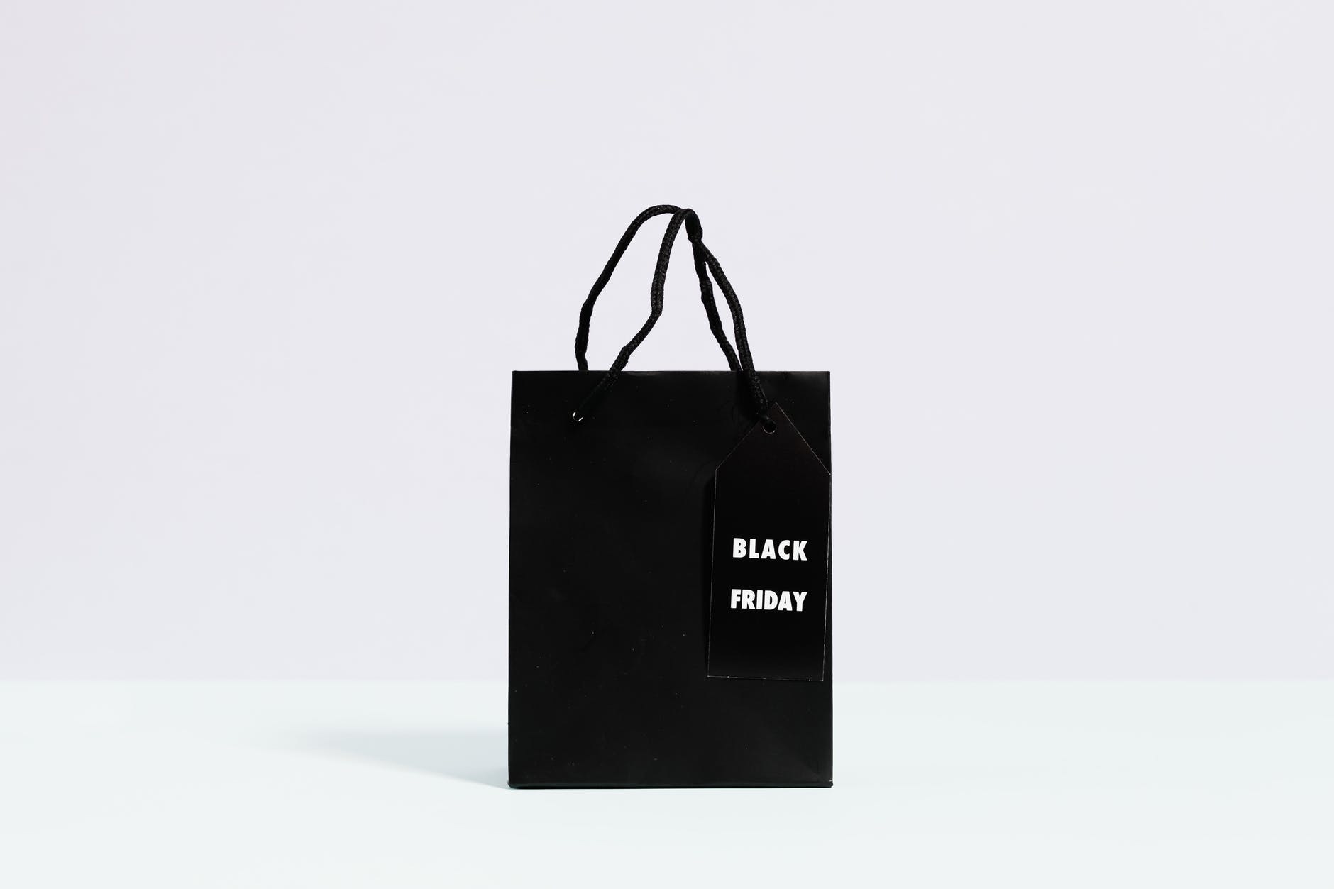 Seberapa Efektif Strategi Branding dengan Tas Promosi Black Friday?