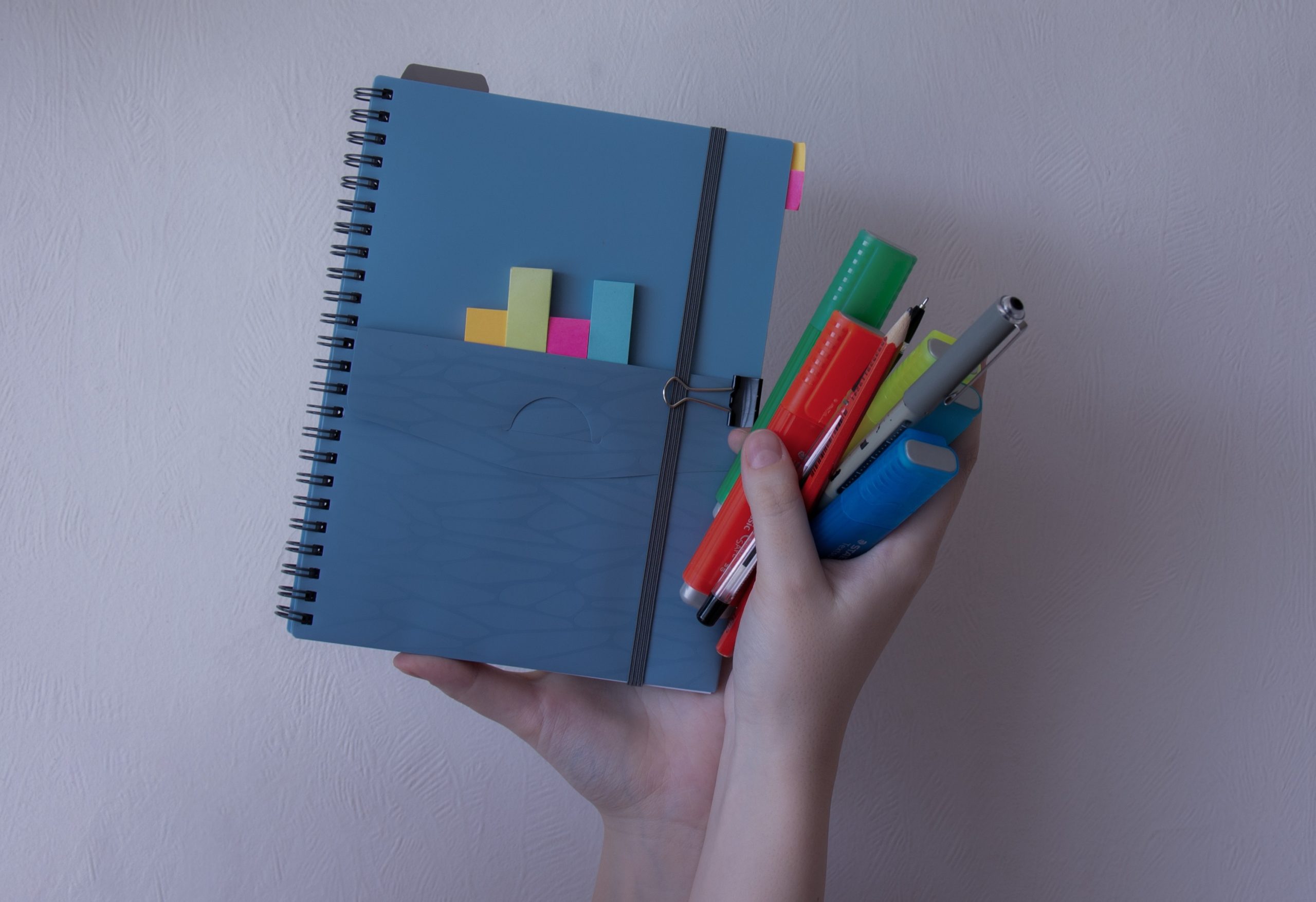 Model Custom Notebook Biru dengan Diagram Favorit Anda